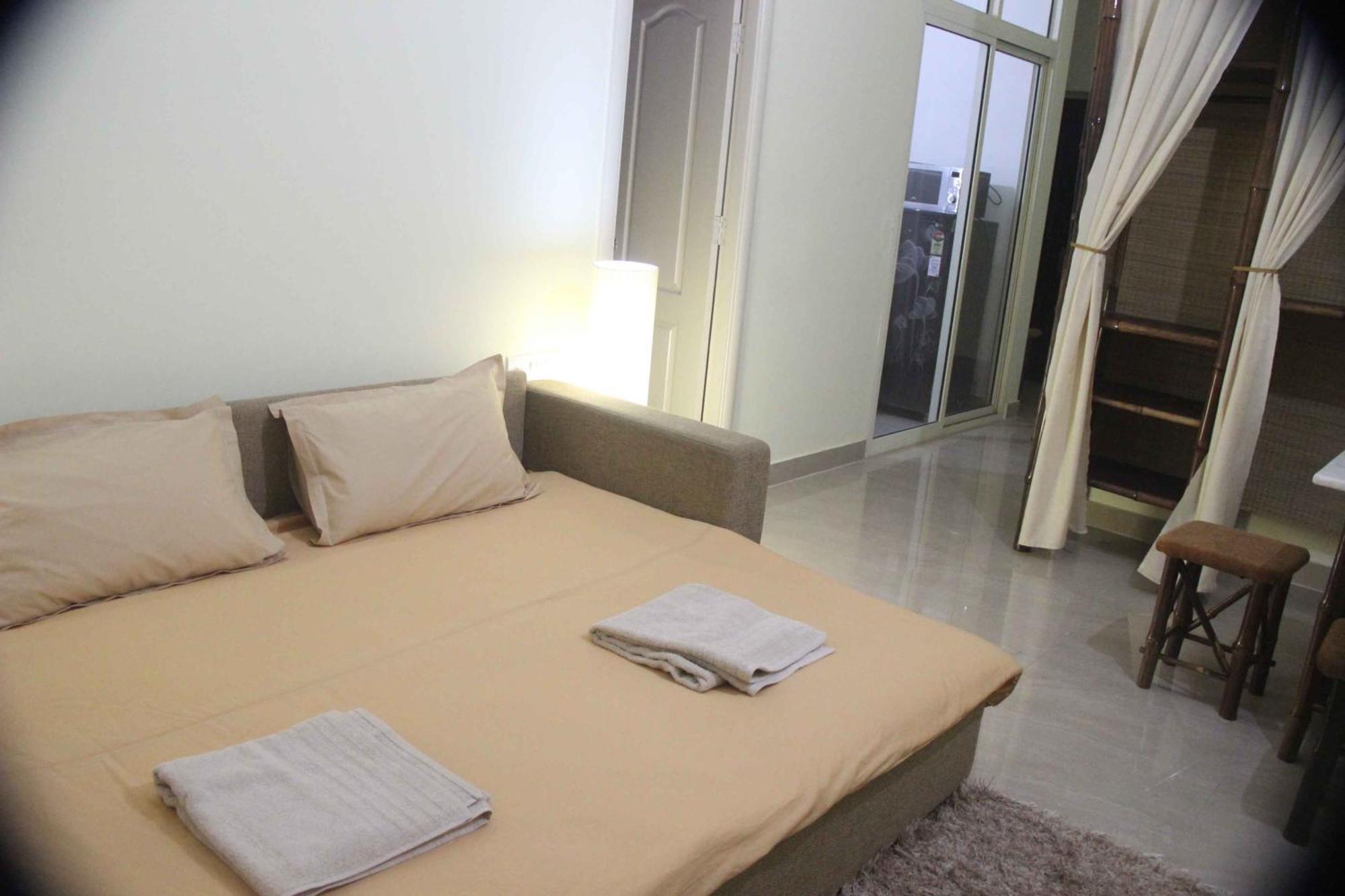 Lux Rus Home1bhk Wifi Bathkitchen Sales Near By Iskcon Temple Apartment